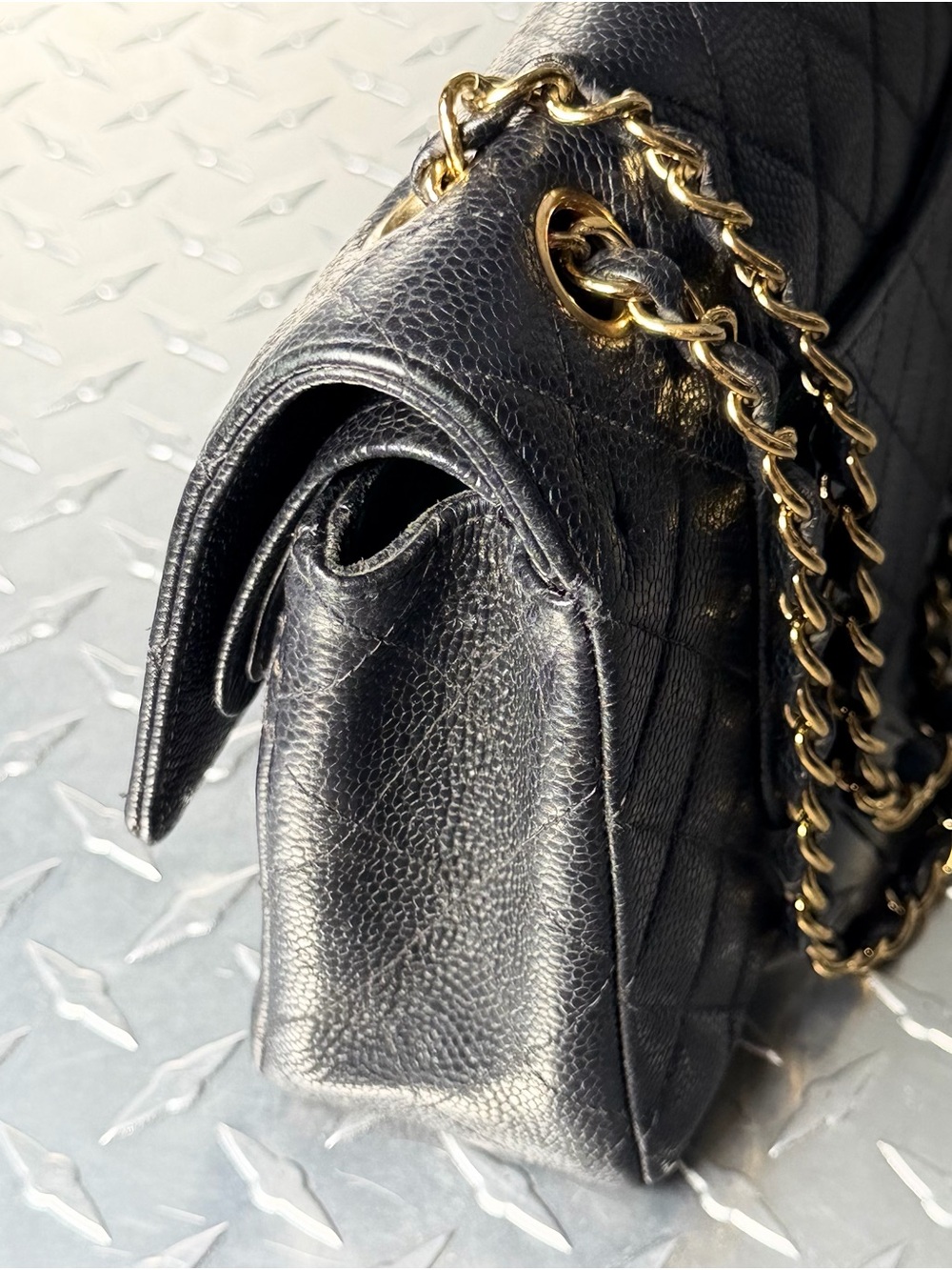 Chanel Vintage Caviar Quilted Classic Flap in Black GHW - Picture 8 of 16